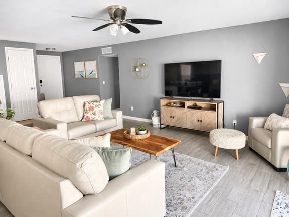 The Cherry Hill Hideaway - Image 1