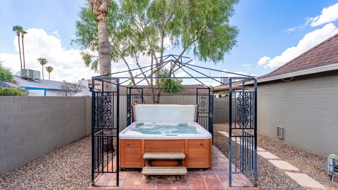 The Ultimate Guide to Vacation Rental Management in Phoenix: Everything You Need to Succeed